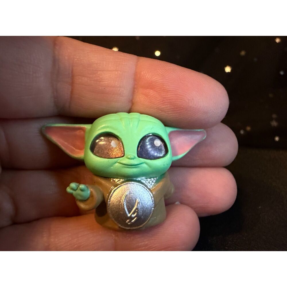 Star Wars Doorables Grogu Figure, Baby Yoda Mini Mandalorian Collectible
